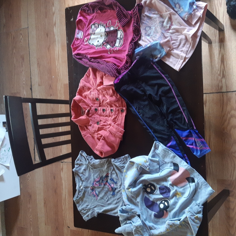 Girls size 4 play clothes bundle